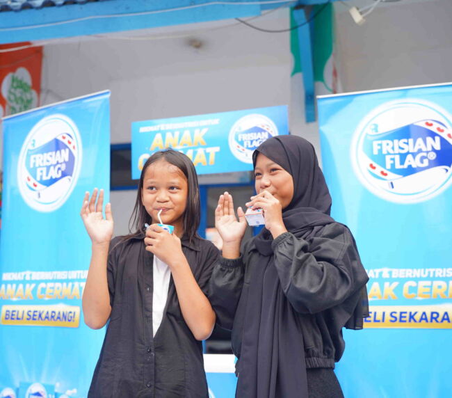 Foto dokumentasi event aktivasi brand frisian flag di jogja. Jasa fotografer dan videographer event.